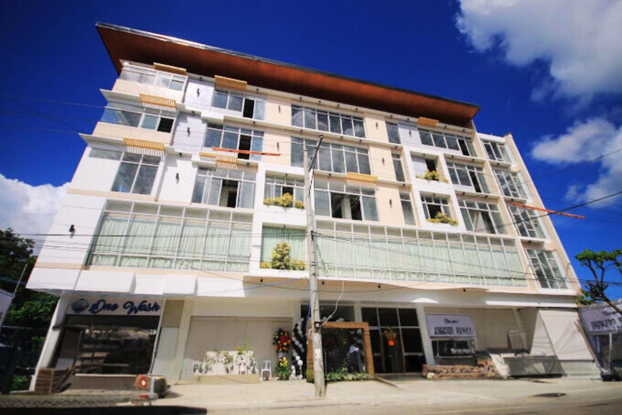 Tely'S Bed & Breakfast Iloilo Powered By Cocotel Екстер'єр фото