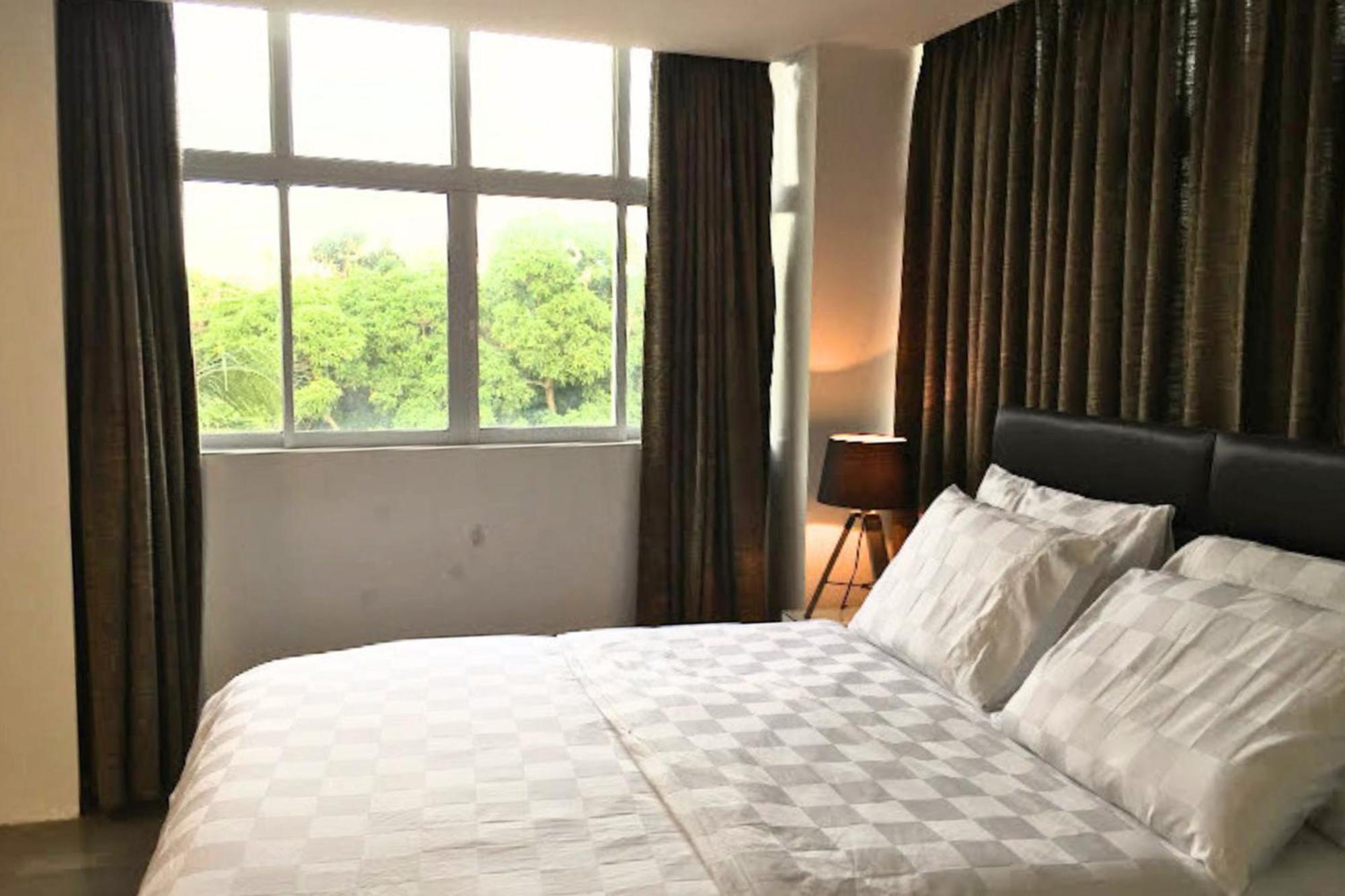 Tely'S Bed & Breakfast Iloilo Powered By Cocotel Екстер'єр фото